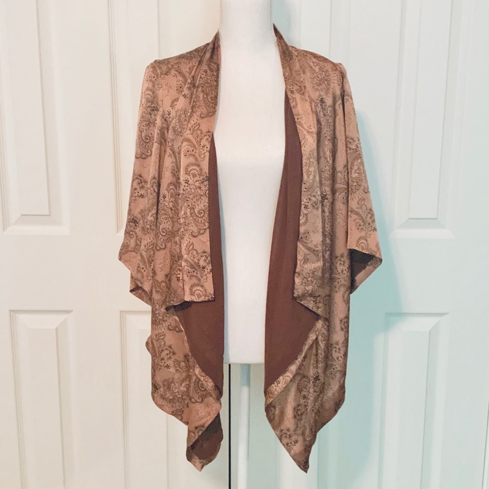 Forever 21 Rose Gold and Bronze Paisley Kimono